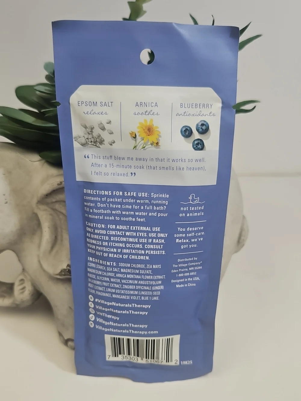 VILLAGE NATURALS THERAPY BATH & BODY BEAUTY BREATHE, CONFORT, & GLOW EPSOM SALTS